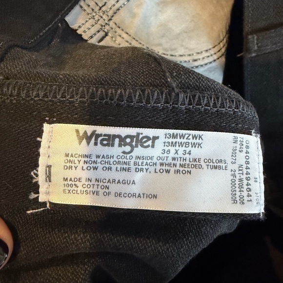 36x34 Wrangler Black Denim Jeans - Picture 3 of 3